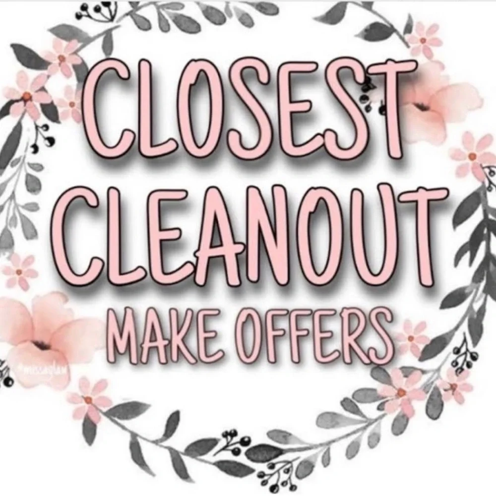 Closet Clean Out!! - Picture 1 of 1